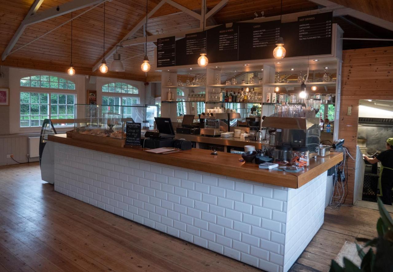Trail Lodge Ballasalla Екстериор снимка